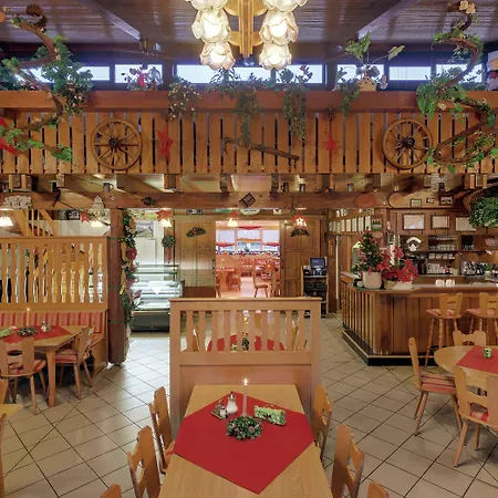 Отель Thueringenschanze