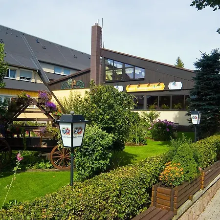 Отель Thueringenschanze Оберхоф