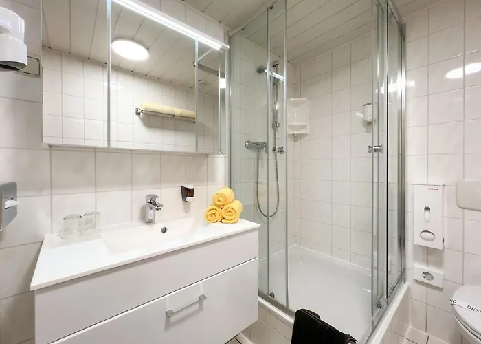 Thueringenschanze 3*